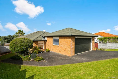 21 Chesterfield Way, Orewa, Orewa