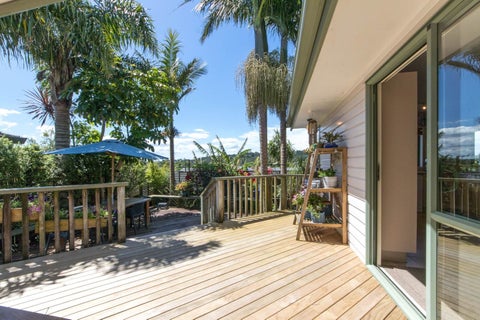 18 Lasque Place, Glen Eden, Auckland