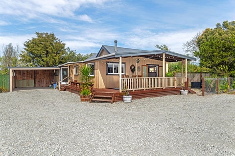 15 Domain Road, Ormond, Gisborne