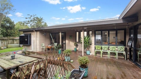 1/36 Sherwood Avenue, Te Atatu South, Auckland