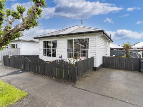 30 Baker Street, Caversham, Dunedin