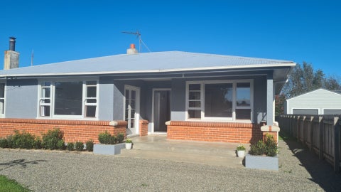 2 Plimsoll Street, Carterton