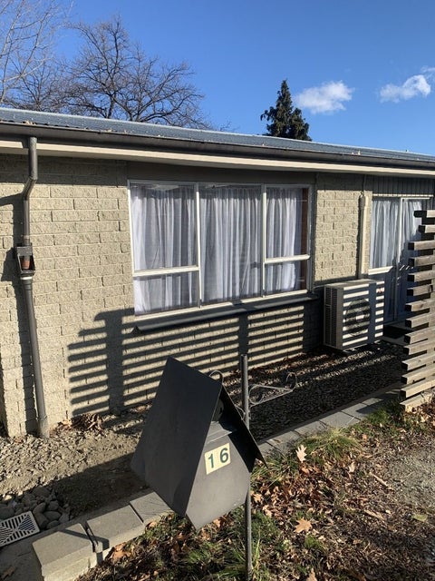 16 Royal Terrace, Alexandra, Alexandra