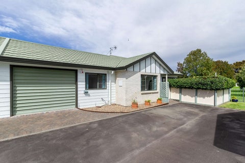 8/2A SPRIGGS CRES, GREENMEADOWS, NAPIER