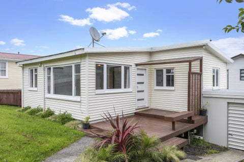 6 Gaede Terrace, Sunnyvale, Auckland