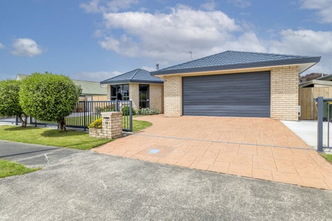 26 Hadleigh Court, Paraparaumu