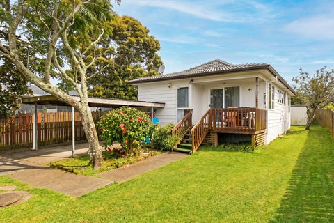 1/18 Etherton Drive, Weymouth, Auckland