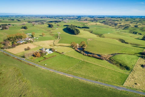 1564 Cheltenham Hunterville Road, Waituna West, Rewa