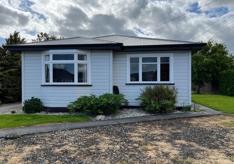 34 Centennial Avenue, Milton