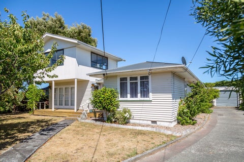 27 Wavell Crescent, Lansdowne, Masterton