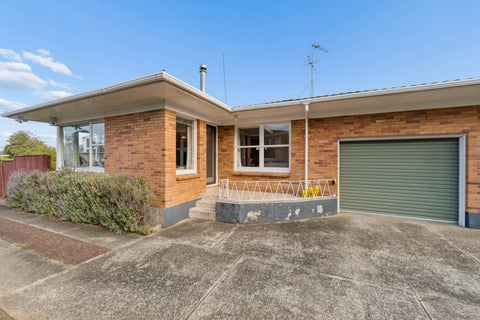 1/5 Evelyn Place, Hillcrest, Auckland