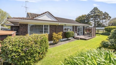 2/35 Great South Road, Takanini, Auckland