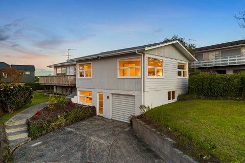 98 Eban Avenue, Hillcrest, Auckland