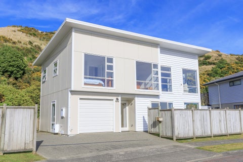 15 Comber Place, Johnsonville, Wellington