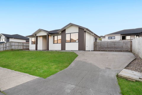 12 William Calvert Drive, Swanson, Auckland