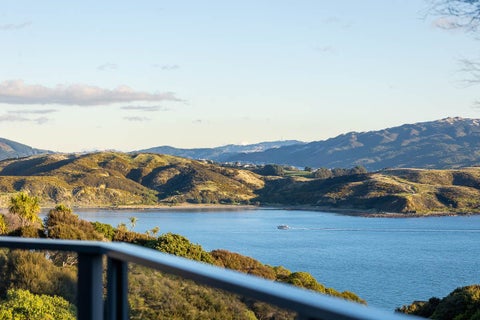 29 The Track, Plimmerton, Porirua