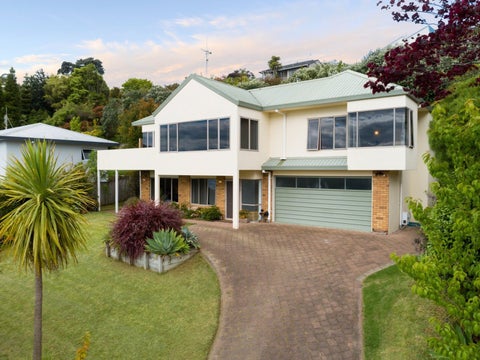 2 Worsley Way, Bellevue, Tauranga