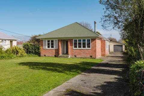 6 Tyndall Street, Pahiatua