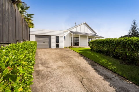 15E Rospeath Crescent, Spotswood, New Plymouth