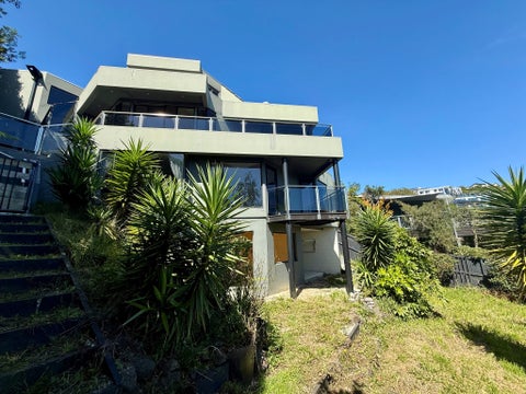 8A Vista Place, Huntsbury, Christchurch