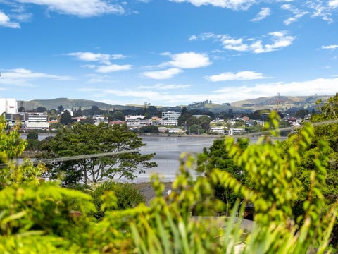 70 Darraghs Road, Brookfield, Tauranga
