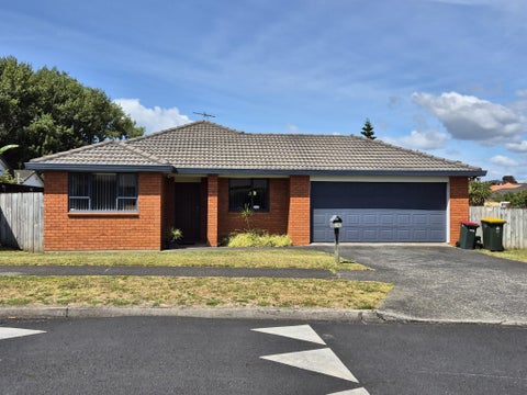 10 Castlefinn Drive, Weymouth, Auckland