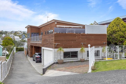 35A Masterton Road, Rothesay Bay, Auckland