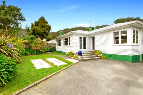 60 Tawhai Street, Stokes Valley, Lower Hutt