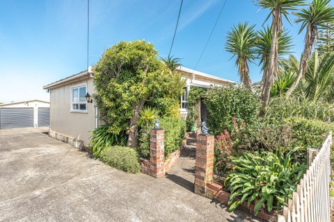 21 Egmont Street, Castlecliff, Whanganui