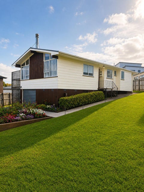 4 Struan Place, Highland Park, Auckland
