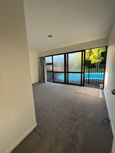 24 Bond Crescent, Forrest Hill, Auckland