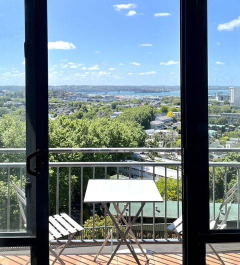 5E/11 Howe Street, Auckland Central, Auckland