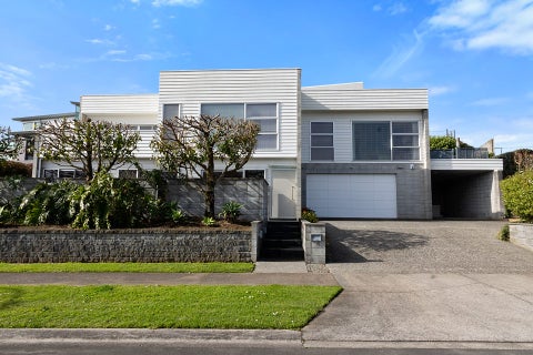 16 Links Drive, Waiwhakaiho, New Plymouth, Taranaki