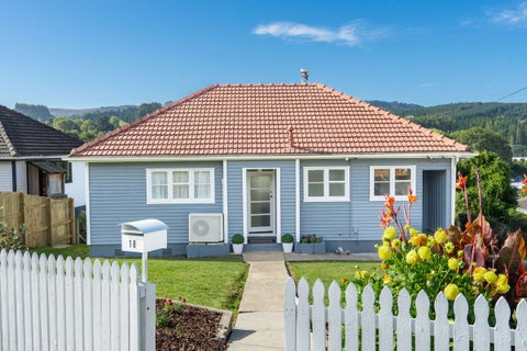 18 Rennie Street, Green Island, Dunedin
