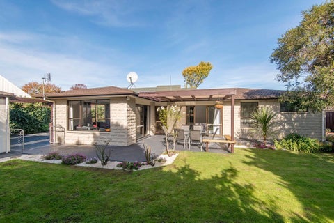 25 Horseshoe Lake Road, Shirley, Christchurch