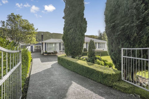 30 Coast Road, Wainuiomata, Lower Hutt
