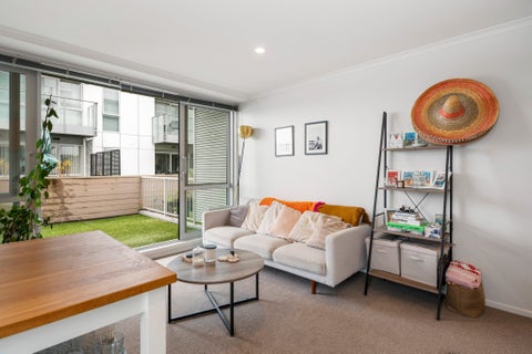 2N/21 Virginia Avenue East, Eden Terrace, Auckland