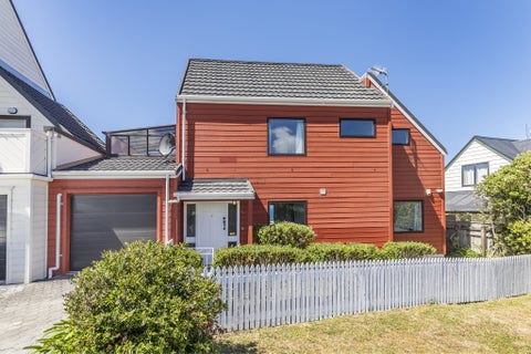 54 Frobisher Street, Island Bay, Wellington