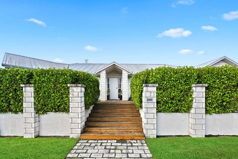 7 Bramber Street, Flagstaff, Hamilton