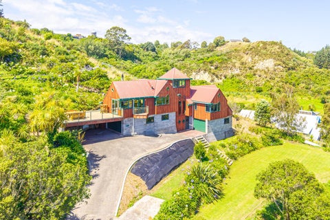 8 Wairere Road, Bastia Hill, Whanganui