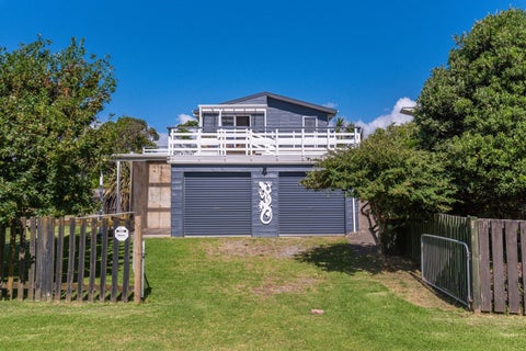 42 Rodney Avenue, Te Horo Beach