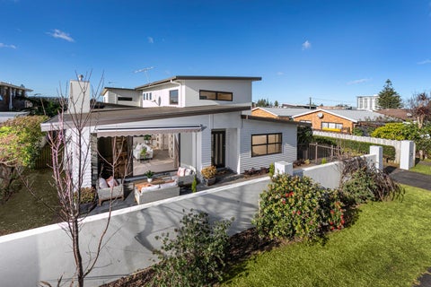 135 Centreway Road, Orewa, Orewa