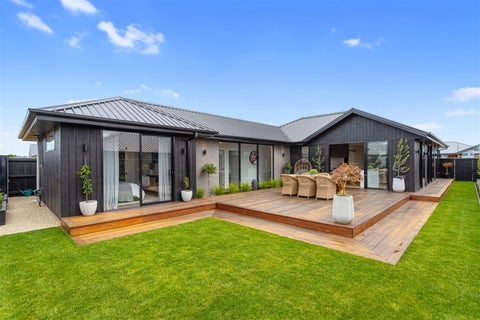11 Grimwood Street, Woodend, Woodend