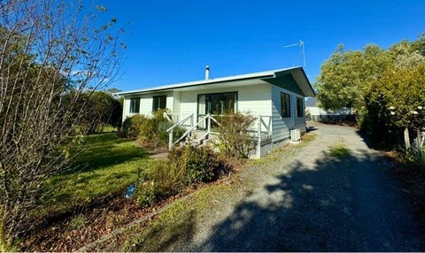 80 Regent Street, Martinborough