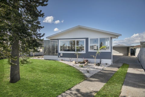 64 Convair Crescent, Mangere, Auckland