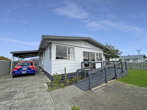 27 Cross Street, Castlecliff, Whanganui