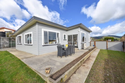 4 Spurn Street, Milton, Milton