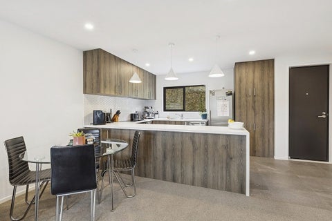 21 Holystone Road, Whitby, Porirua