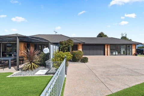 44 Winchester Place, Rototuna North, Hamilton