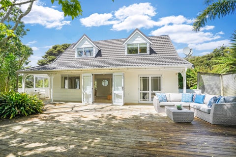 33B SALISBURY RD, Birkdale, Auckland